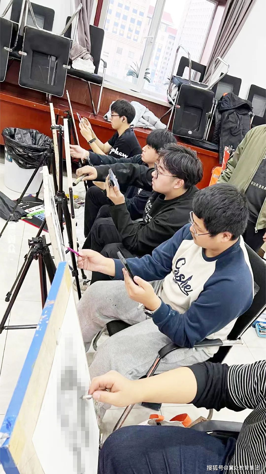 包含陕西男篮站稳脚跟，勇往直前迈进胜利的词条