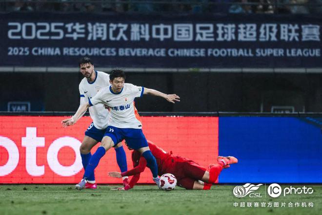 山东鲁能逆转江苏苏宁，豪取客场胜利的简单介绍
